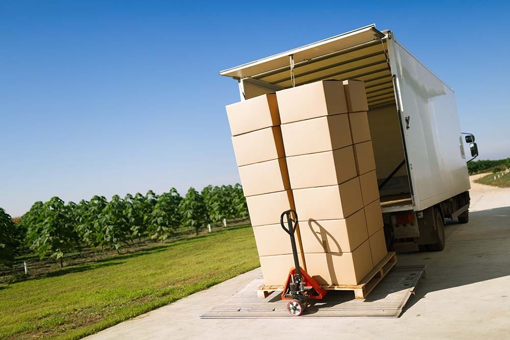 μεταφορά επίπλων στον χώρο σας από την neaegnatia